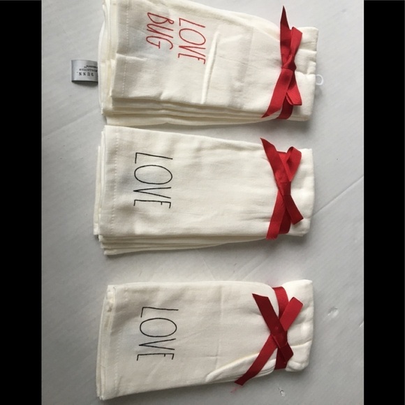 Rae Dunn Set 2 Valentine’s Day Love Kitchen Towels Set - Picture 6 of 12